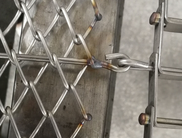 不銹鋼網(wǎng)帶的材質分類